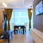 Exterior Apartment *