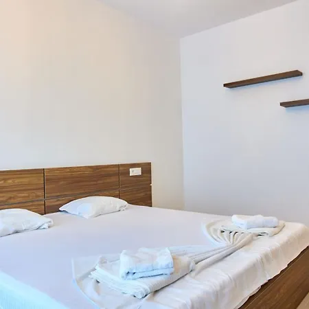 Exterior アパート *