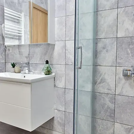 Exterior アパート ママイア