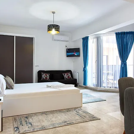 Exterior * ママイア