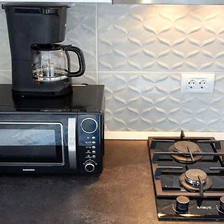 Exterior アパート ママイア